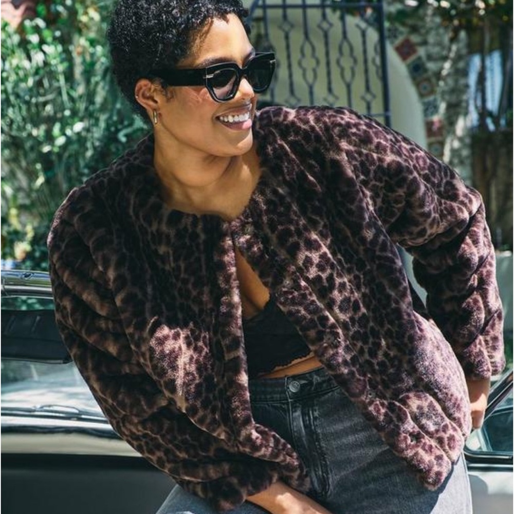 Torrid 3X collarless faux fur Jacket